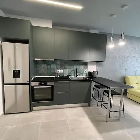 The Grεεn Apartament *