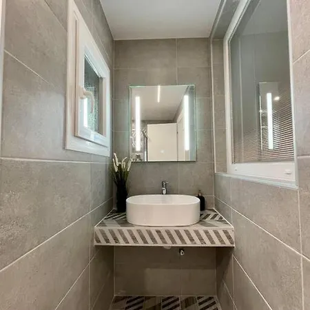 The Grεεn Saloniki